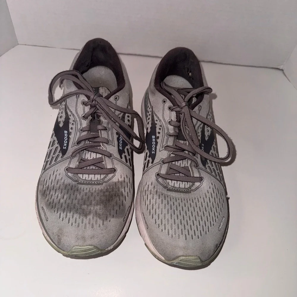 Brooks Running‎ Sneakers - Womens - Picture 3 of 12